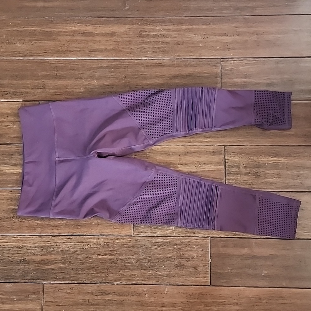 Zyia Leggings